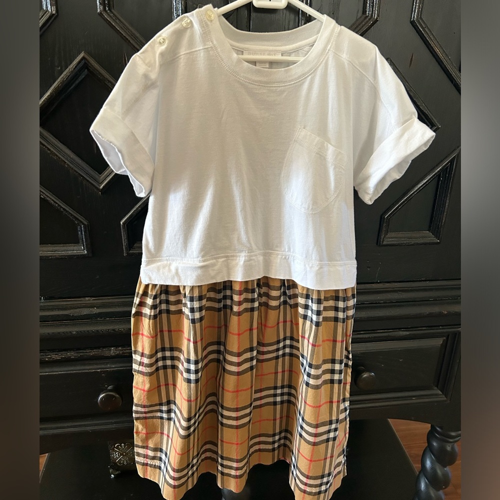 Burberry Dress 😍